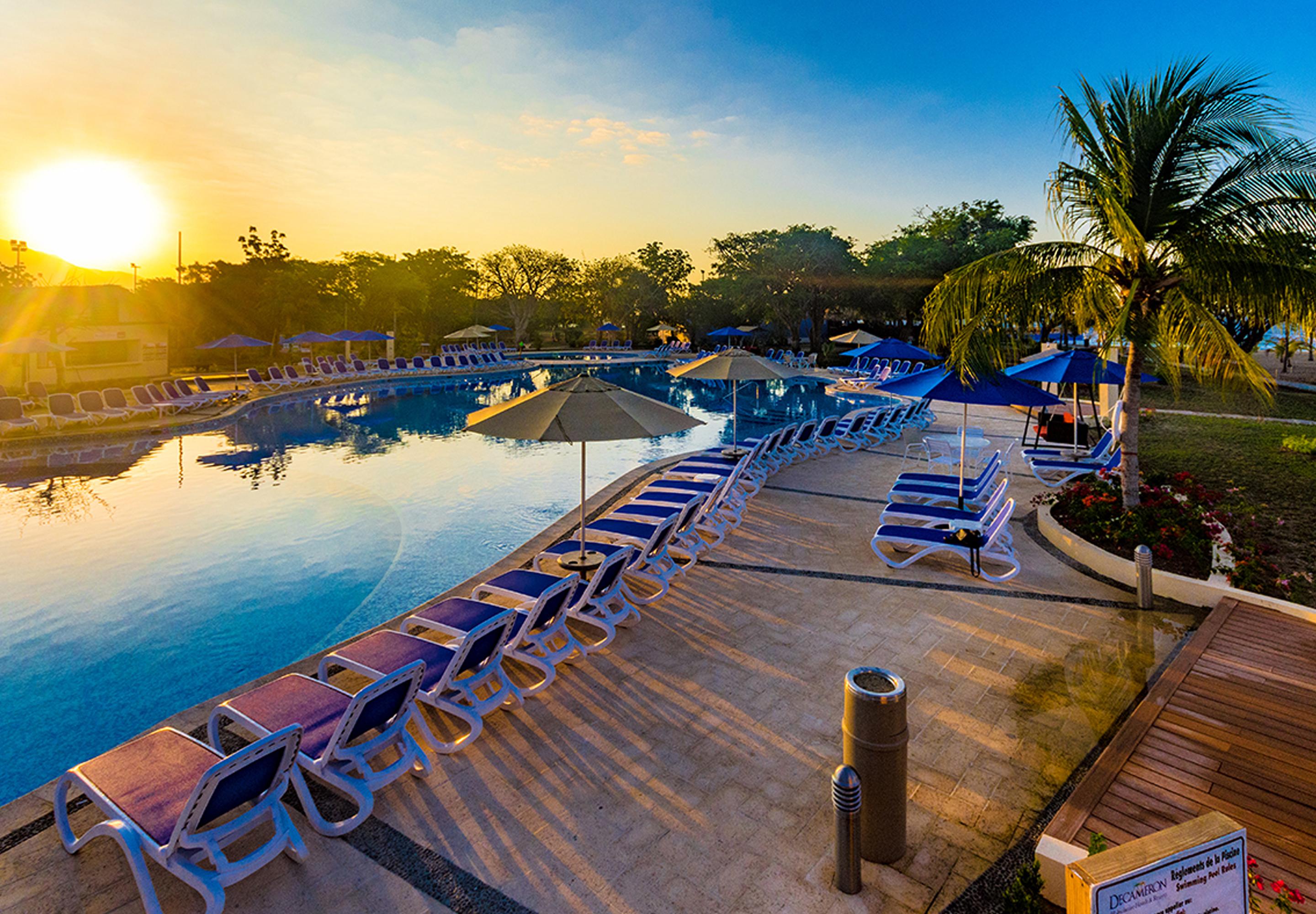 Royal Decameron Indigo Montrouis Εξωτερικό φωτογραφία