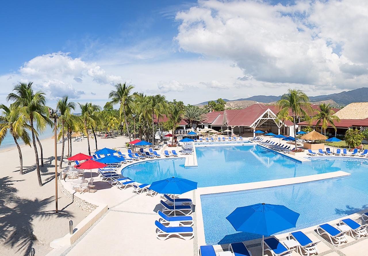 Royal Decameron Indigo Montrouis Εξωτερικό φωτογραφία