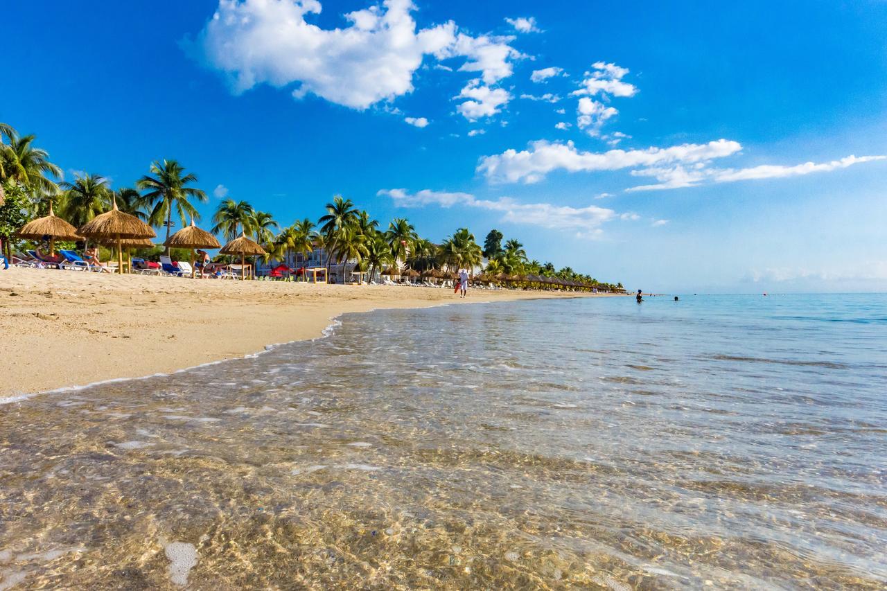 Royal Decameron Indigo Montrouis Εξωτερικό φωτογραφία